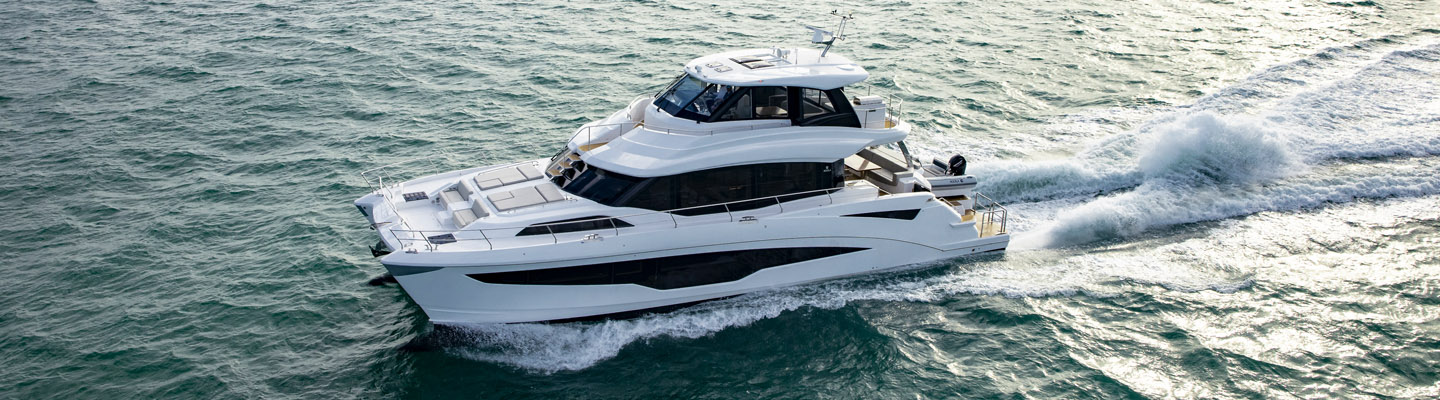 70 Luxury Power Catamaran
